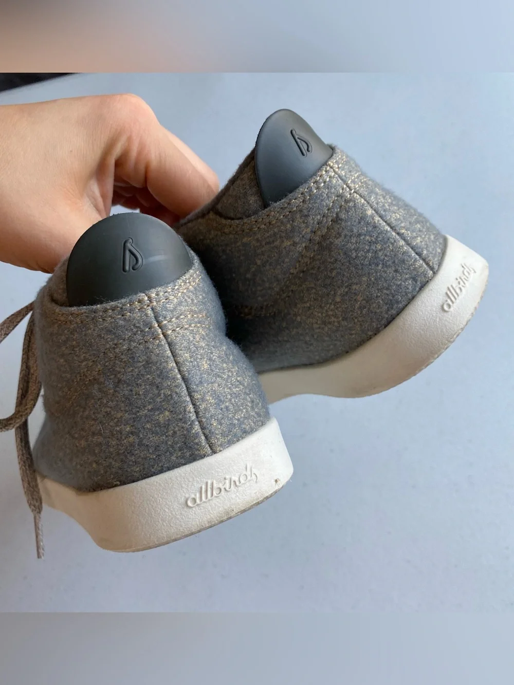 Allbirds Woman’s Size 7 Charcoal Grey Mid Top Lace-up Wool Knit Sneaker